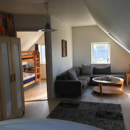 Rolso Retreat Knebel