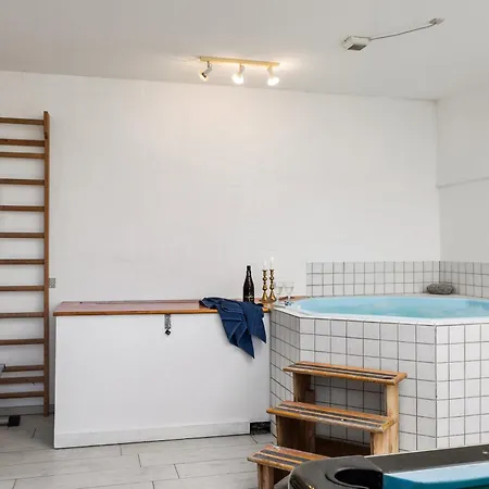 Rolso Retreat Knebel